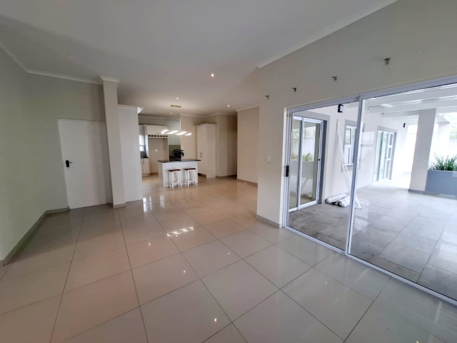 4 Bedroom Property for Sale in Parklands North Western Cape